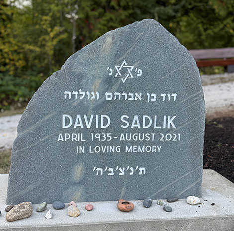 Natural Boulder Memorials